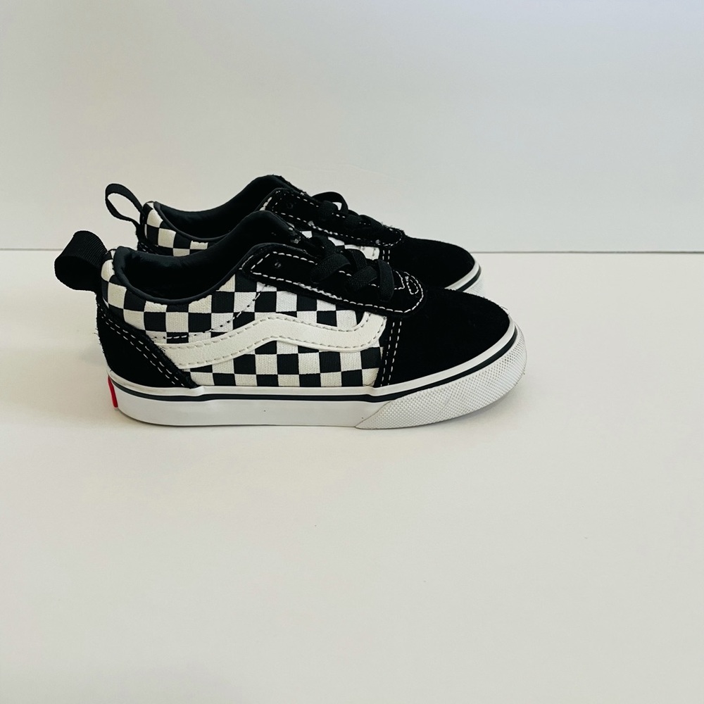 ***Sold **Vans Old Skool Toddler Size 8